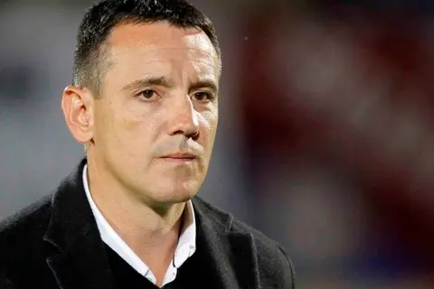بعد اقترابه من الأبيض.. من هو فوك رازوفيتش المرشح لتدريب الزمالك؟